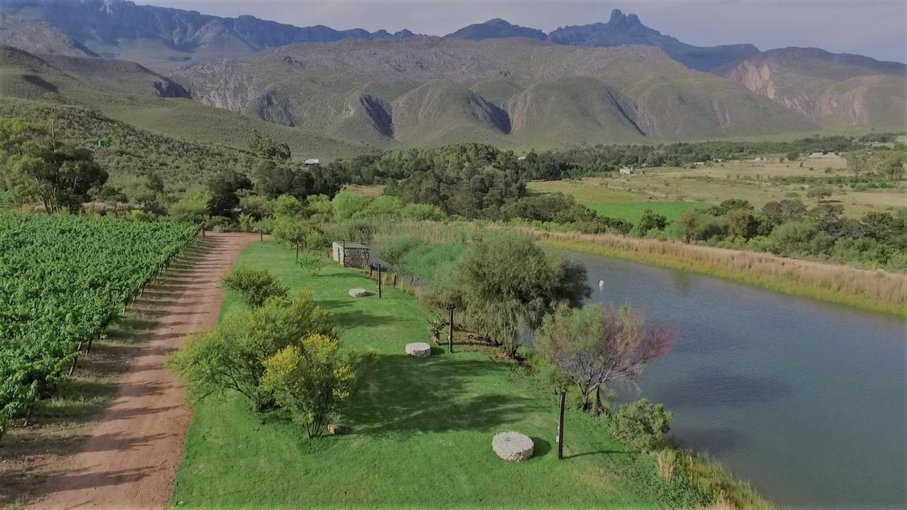 Oaksrest Vineyards Guest Farm Hotel Ladismith Exterior foto